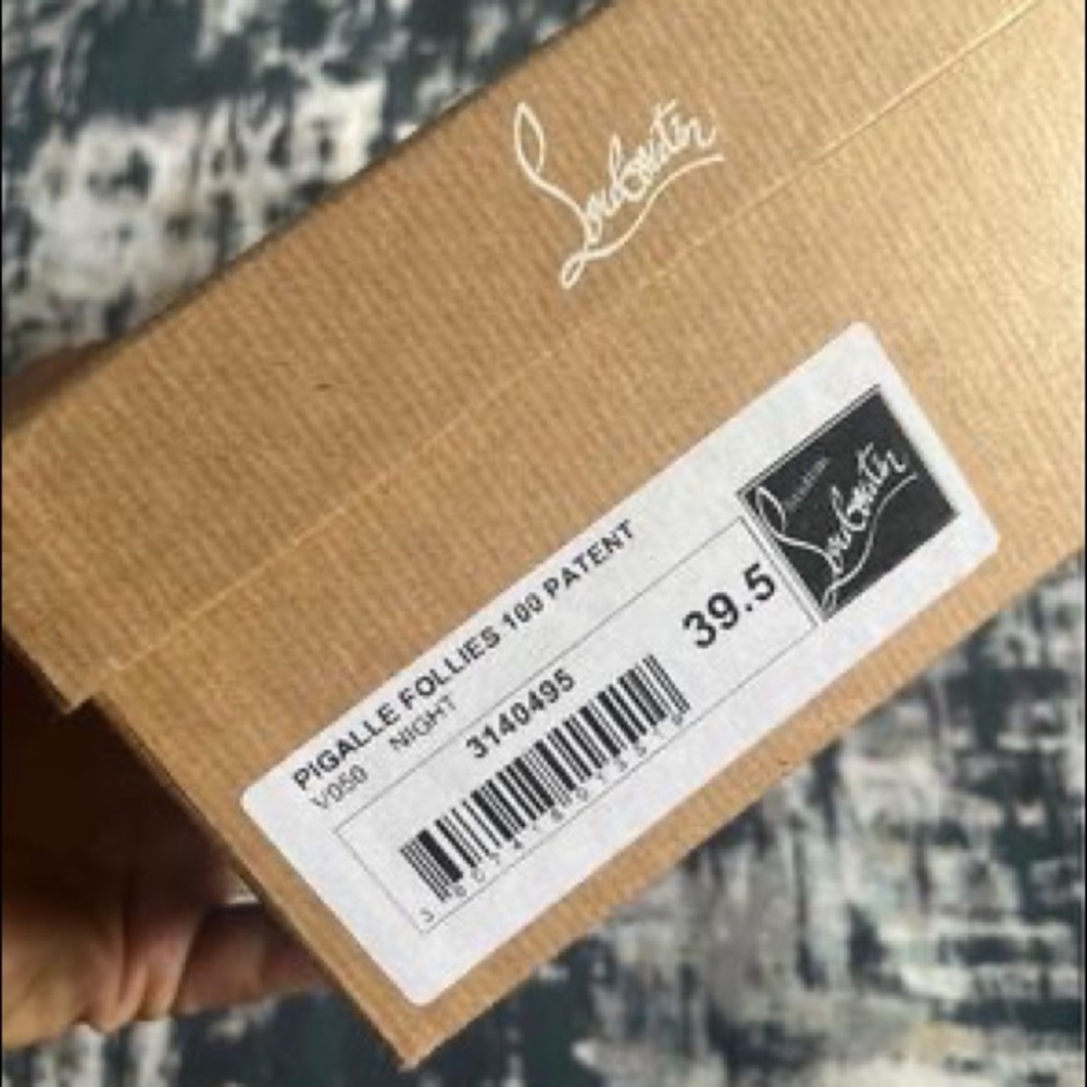 Christian Louboutin Pigalle Pump 39.5